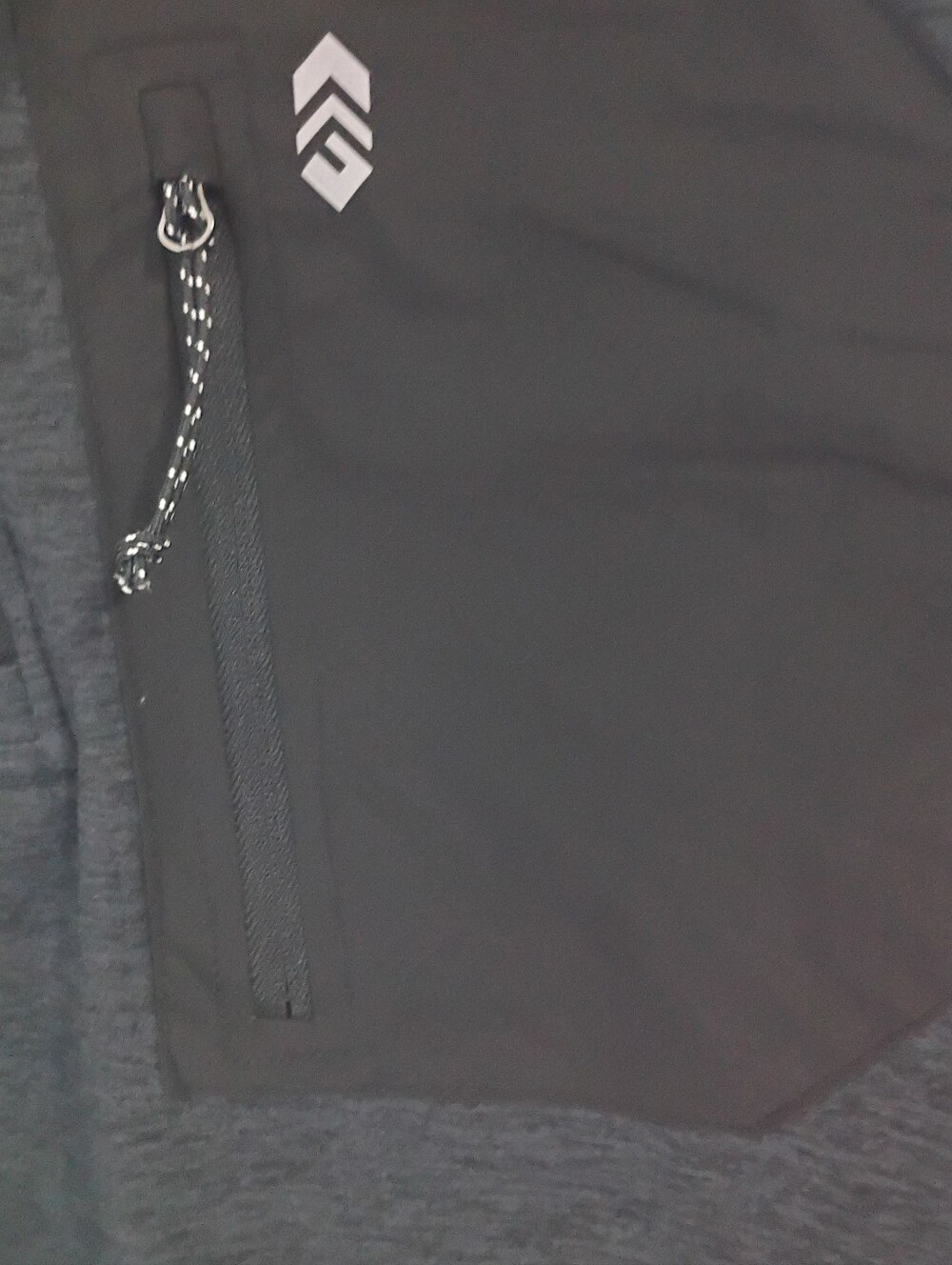 NWT Free Country Sweatshirt. - Picture 4 of 10